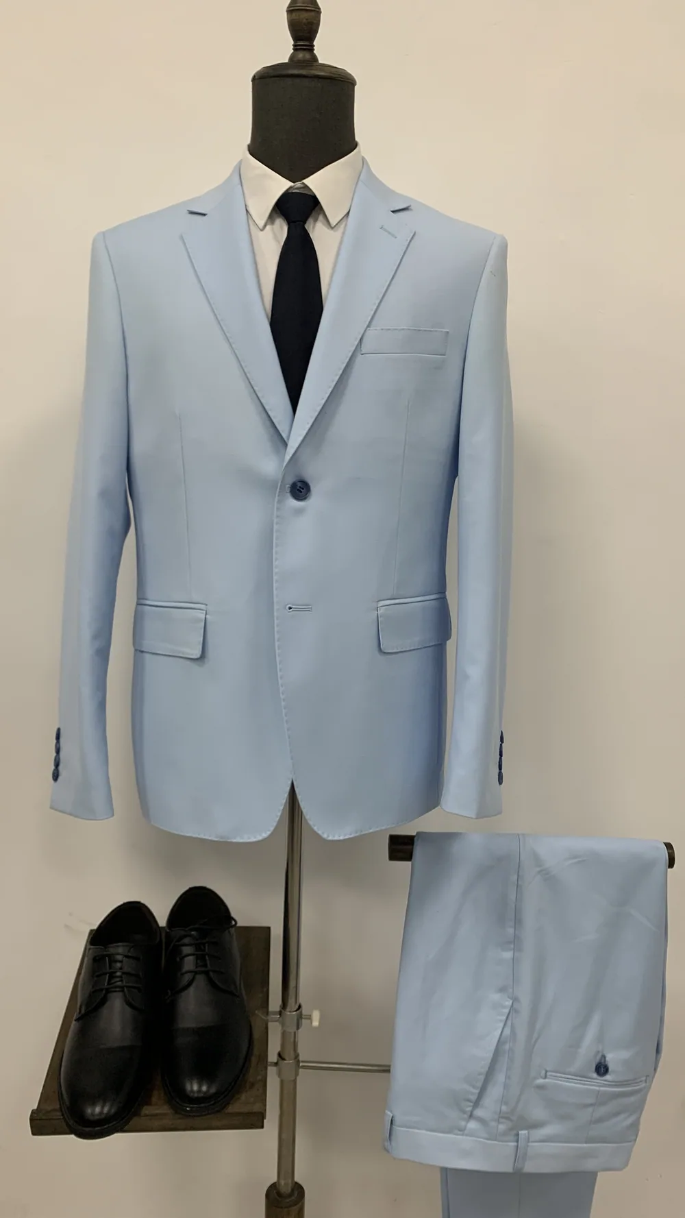 6670-87 - Men's Suits by Right Luck