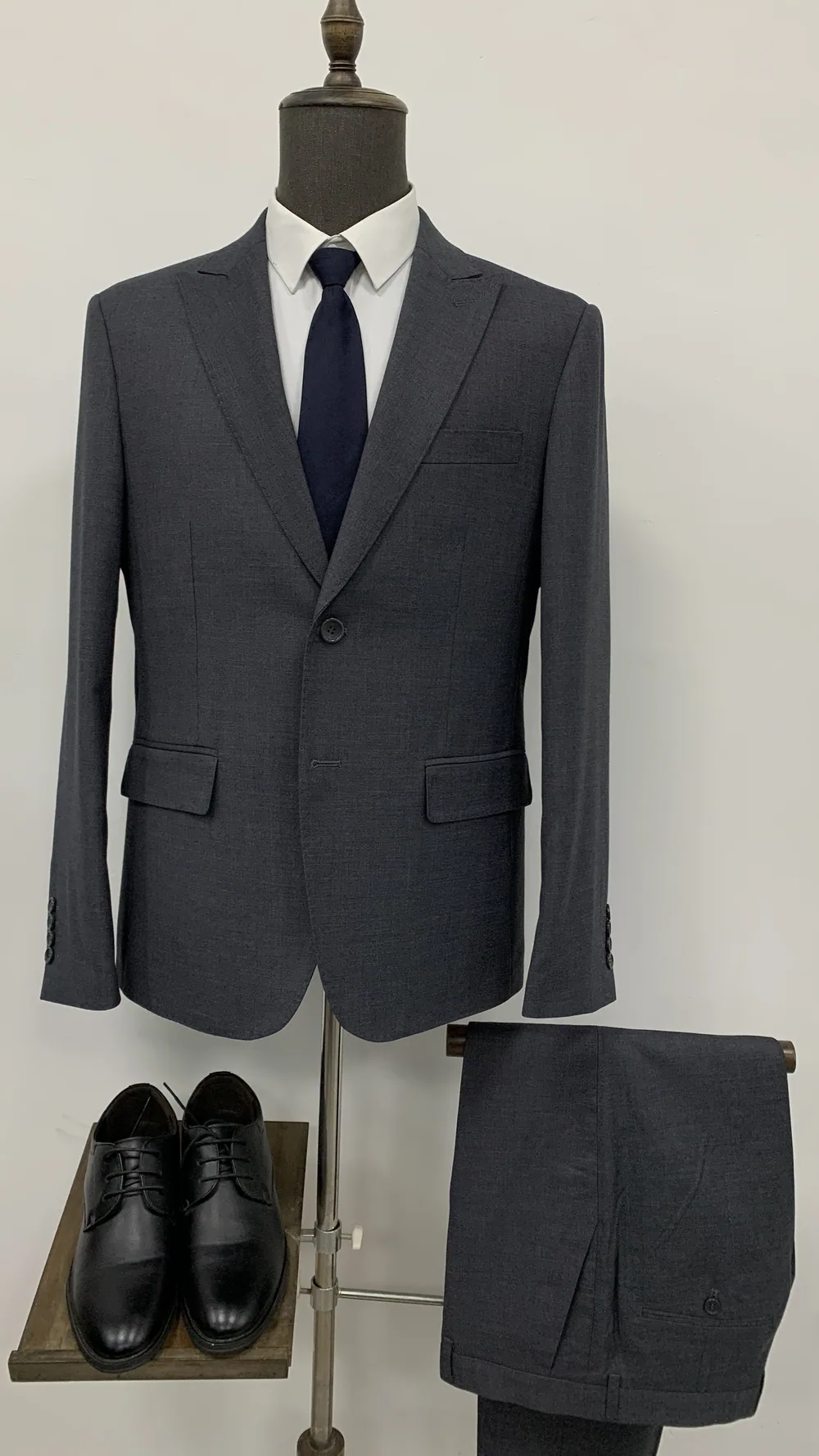 711046-41 - Men's Suits by Right Luck