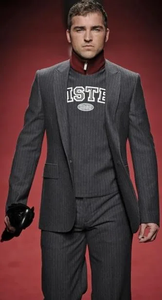 S75 - classics 1 button style by Right Luck