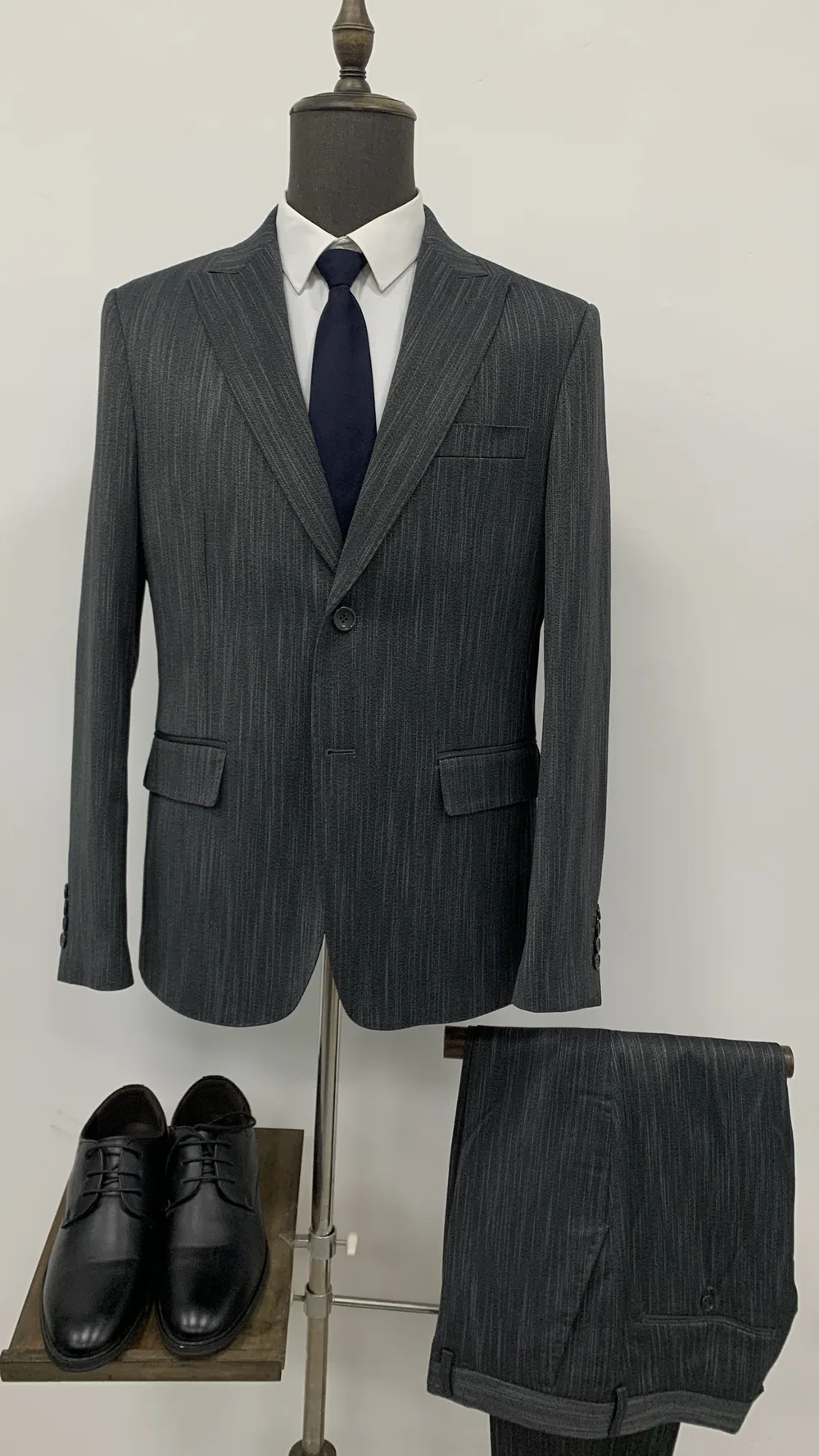 HL6834-56 - Men's Suits by Right Luck