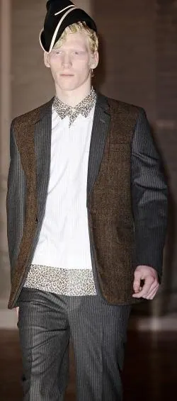 S36 - classics 1 button style by Right Luck