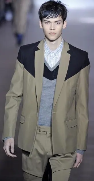 S42 - classics 1 button style by Right Luck