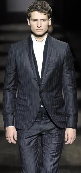 S24 - classics 1 button style by Right Luck