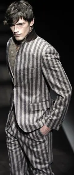 S72 - classics 1 button style by Right Luck