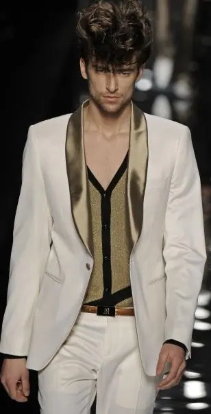 S09 - classics 1 button style by Right Luck