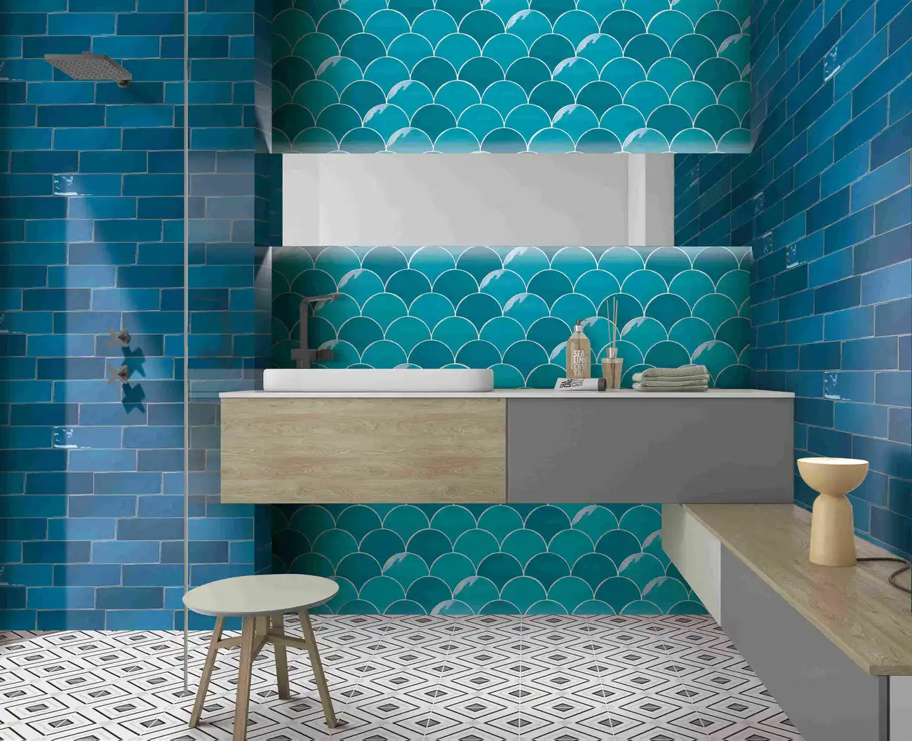 150 × 170 mm Fan-Shaped Graduated Color Tile