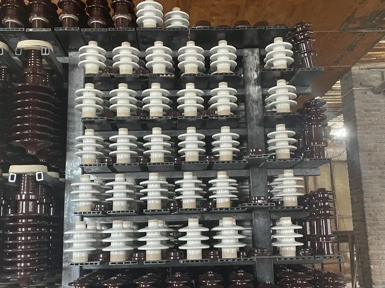 Switchgear Manufacturers served by Risheng