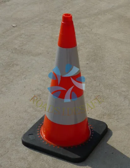 PVC Cone TC406 European-Type black base 75cm