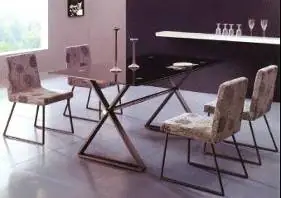 T016 Dining Table