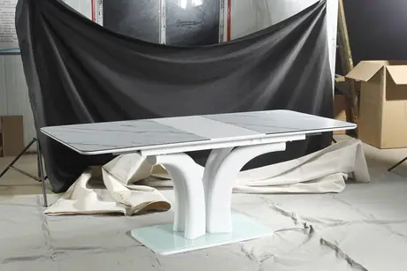 T1902 Dining Table