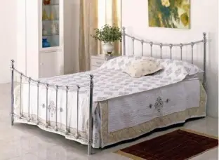 b033 Metal Bed