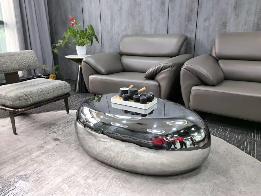 The material difference between stainless steel sculpture 304 and 316