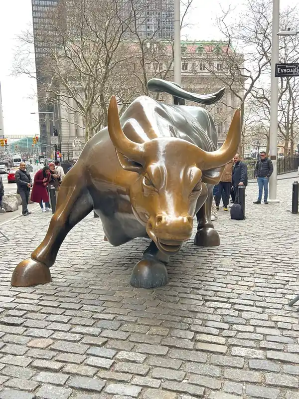 Wall Street Bull