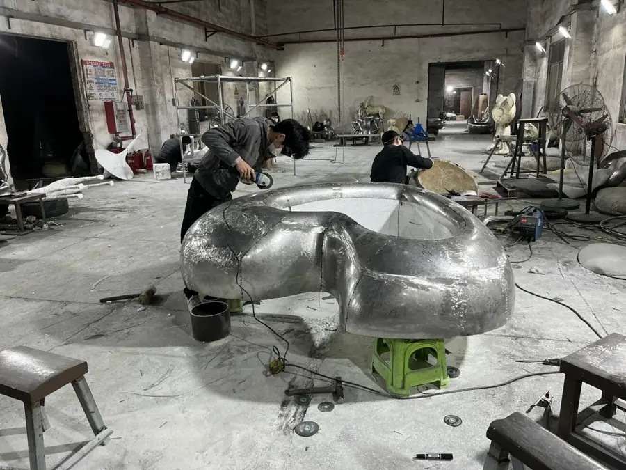 Heart-shaped sculpture