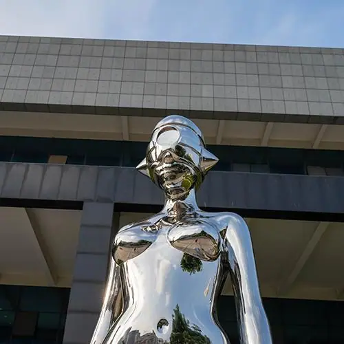Stainless steel public sculpture. Create exquisite stainless steel to suit your unique taste. High-end customization, quality and service coexist.