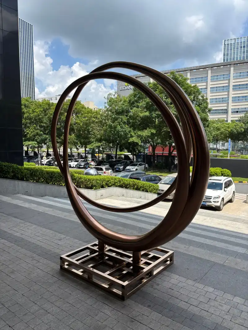 2.5-metre electroplated gold circular ring sculpture (5)