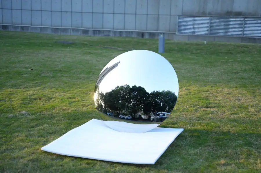 Mirror concave mirror
