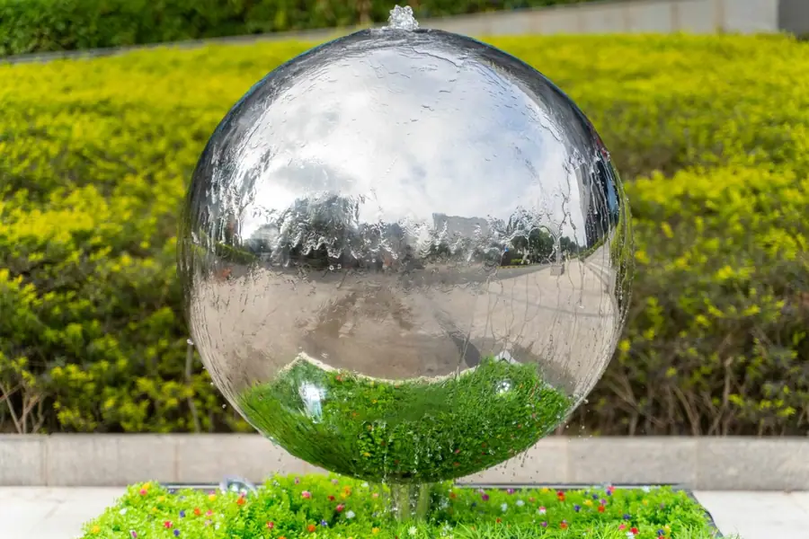 Spherical fountain sculpture