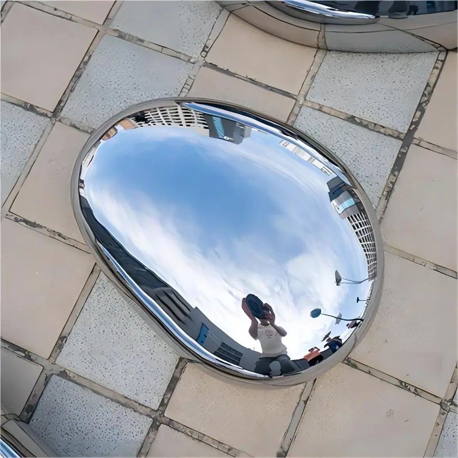 Stainless steel pebbles: natural inspiration for modern art