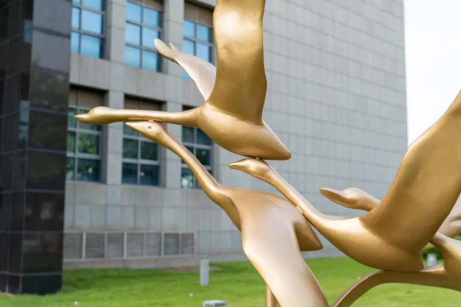 Stainless steel outdoor sculpture
