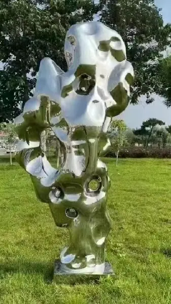 stainless steel Taihu stone sculptures (3)