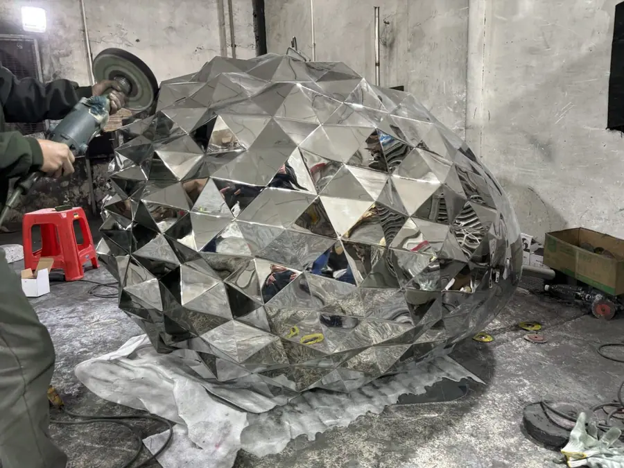 Stainless Steel Pinecone Sculpture (17)