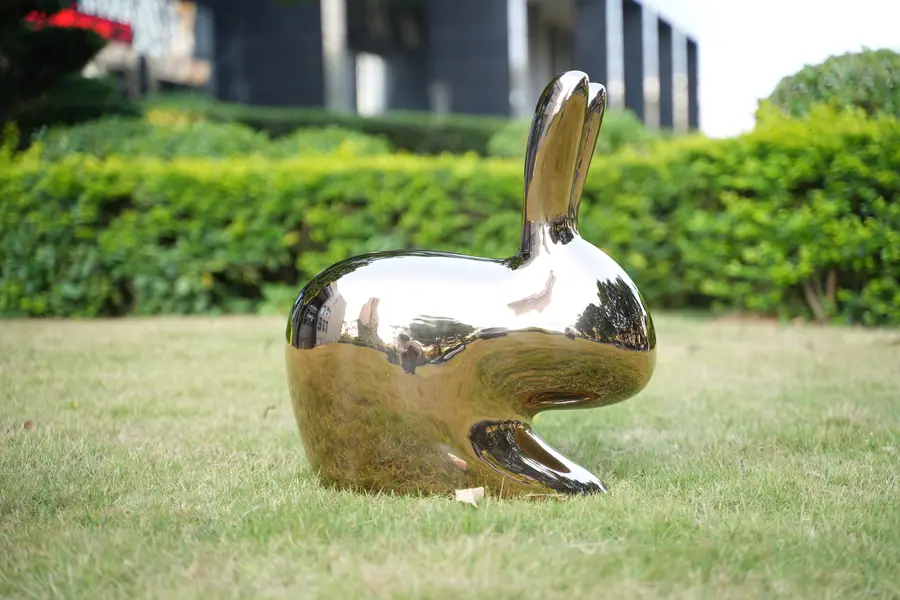 Rabbit Sculpture