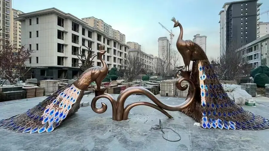 stainless steel peacock sculpture (5)