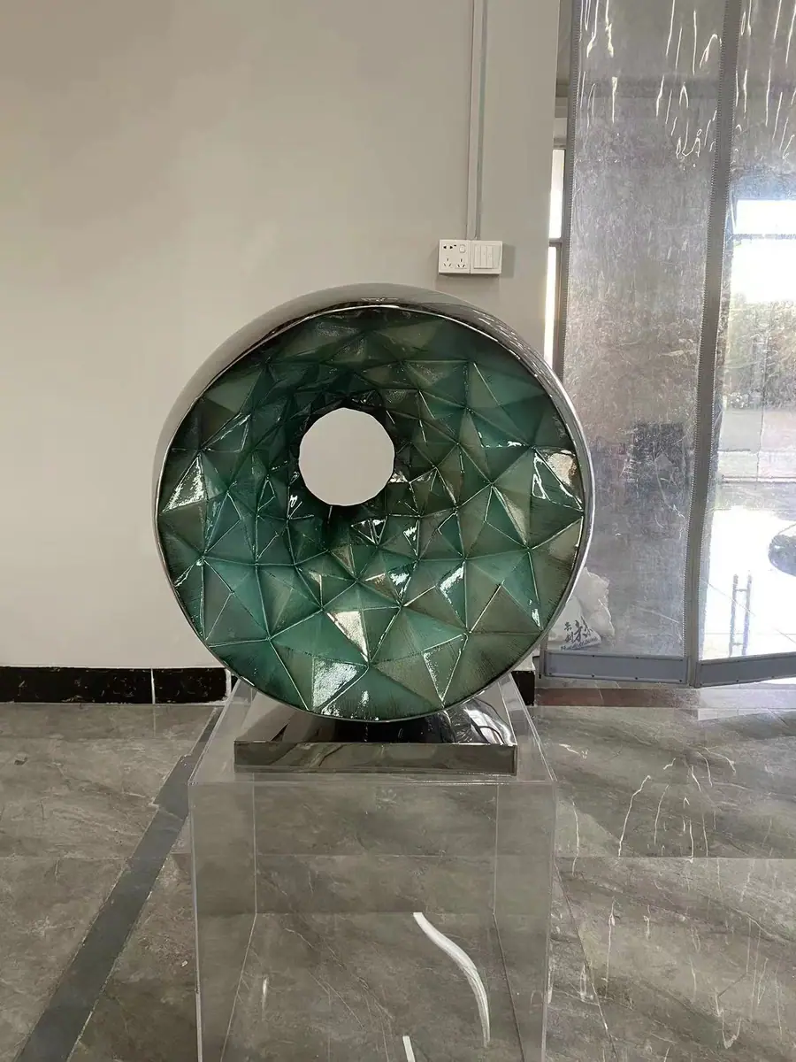 Creative stainless steel art ornaments