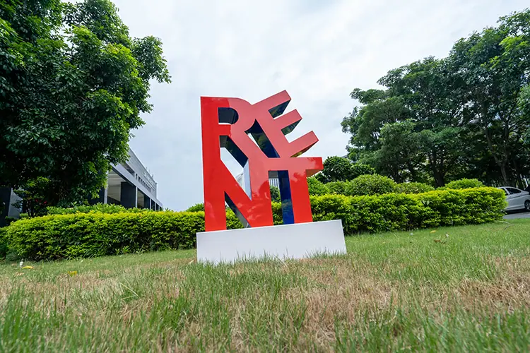 Stainless steel public art. Original products, high-end customization. Exquisite quality and meticulous service. Your dream, our creation.