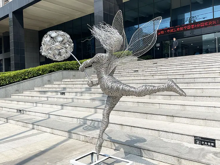 Dandelion Fairy. Original products, high-end customization. Exquisite quality and meticulous service. Your dream, our creation.