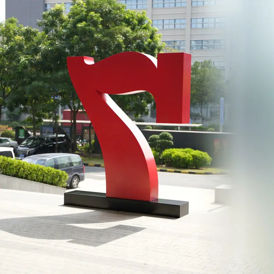 Stainless steel public art. Original products, high-end customization. Exquisite quality and meticulous service. Your dream, our creation.