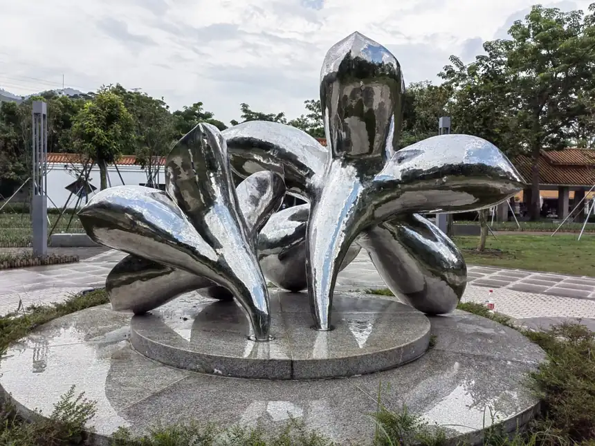 Magnolia flower sculpture