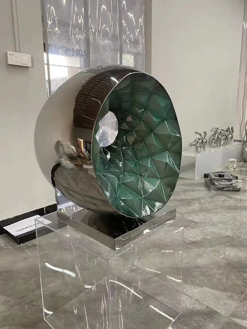 Creative stainless steel art ornaments