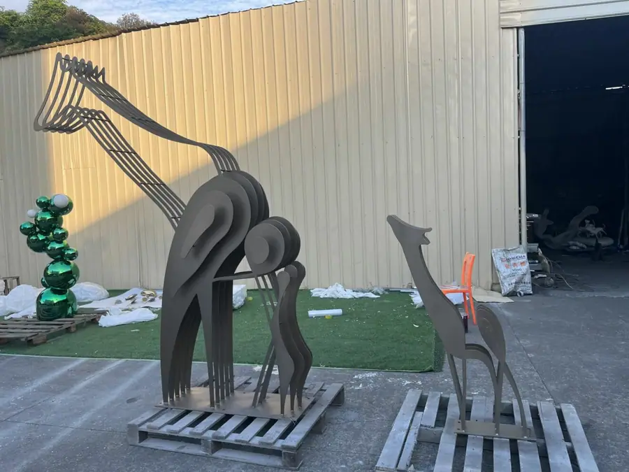 abstract giraffe