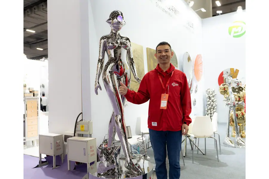 “Stainless Steel Outdoor Sculptures: The Perfect Fusion of Art and Tenacity”