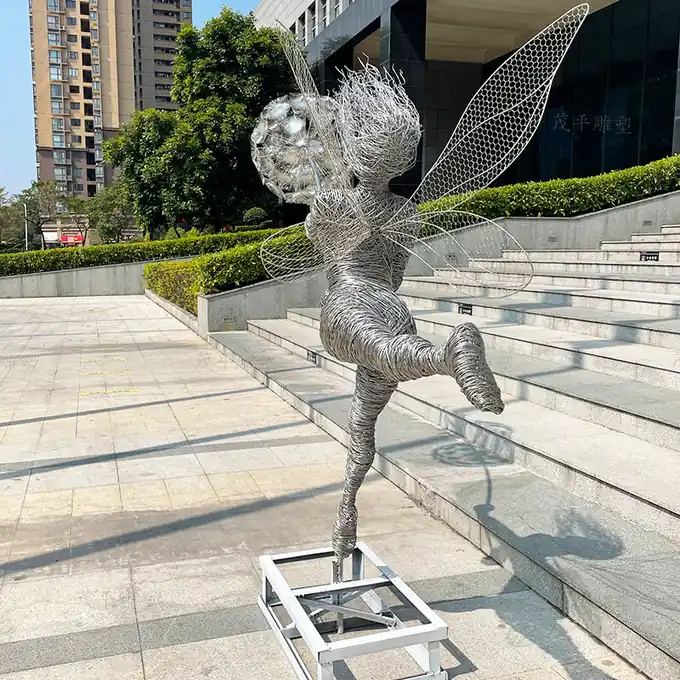Dandelion Fairy. Original products, high-end customization. Exquisite quality and meticulous service. Your dream, our creation.
