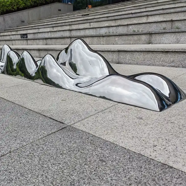 Stainless steel garden sculpture. Stainless steel art, ingenious customization, high-quality materials, and considerate service.