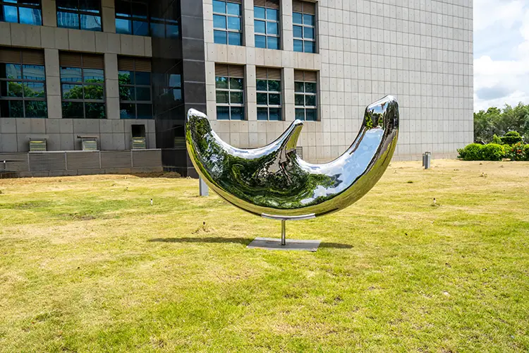 Outdoor Stainless Steel Sculptures