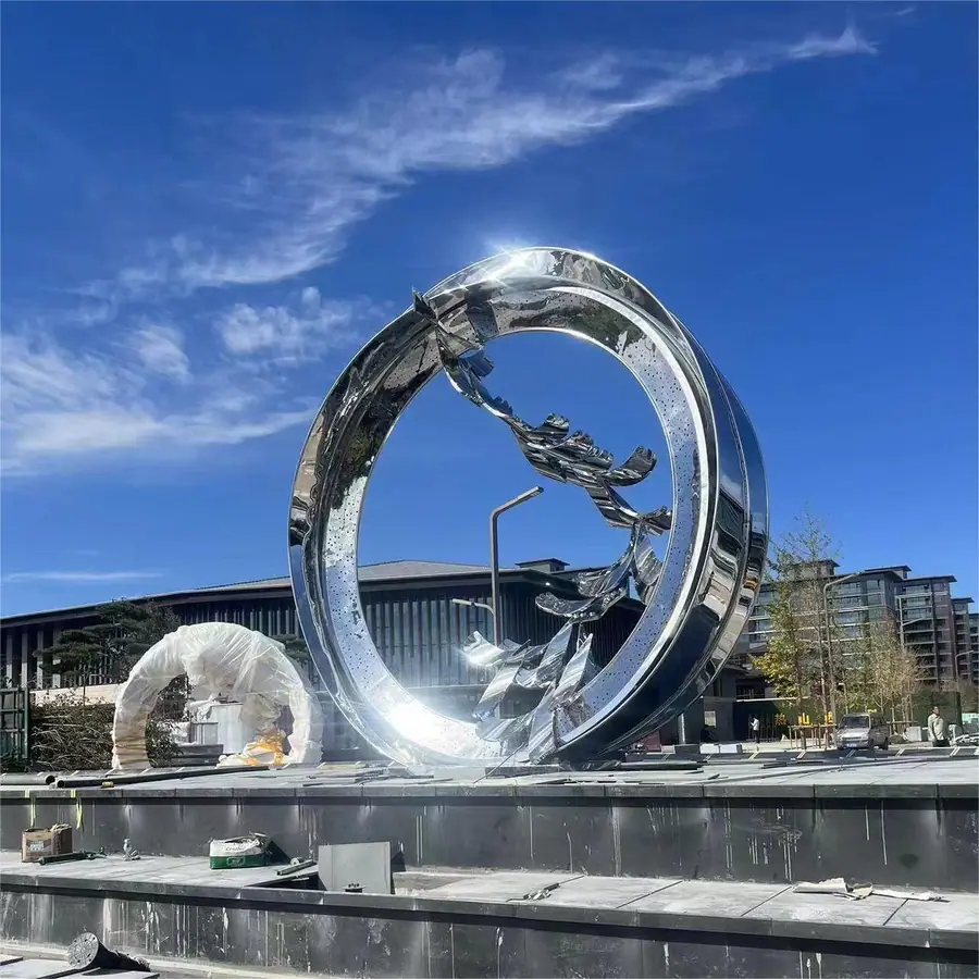 Outdoor stainless steel garden sculpture