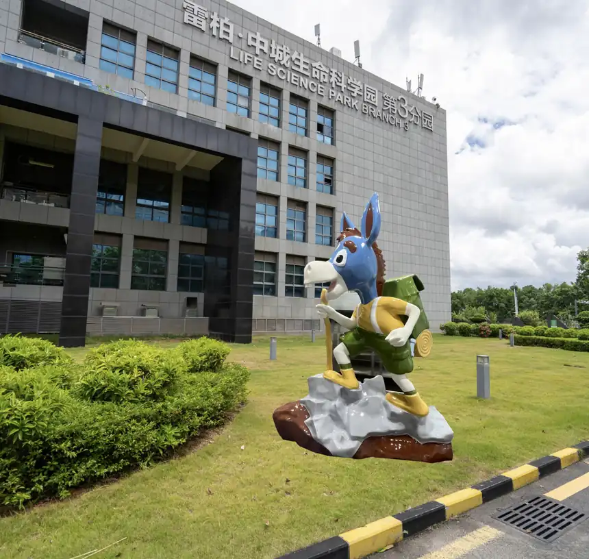 Cartoon Horse Sculptures