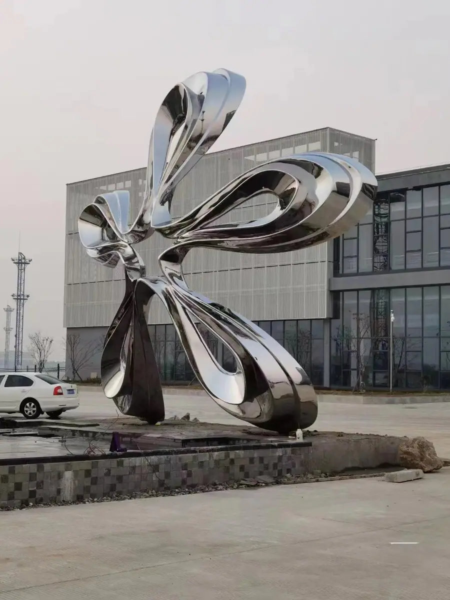 Modern Art Sculpture