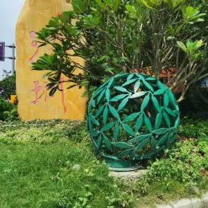 Stainless-steel-sphere-sculpture-2-300×300