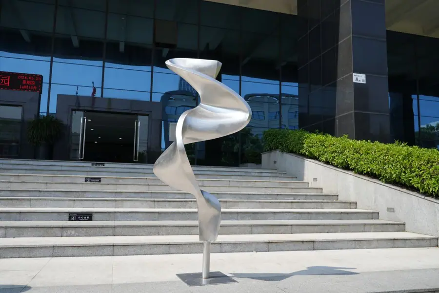 stainless steel ribbon sculpture