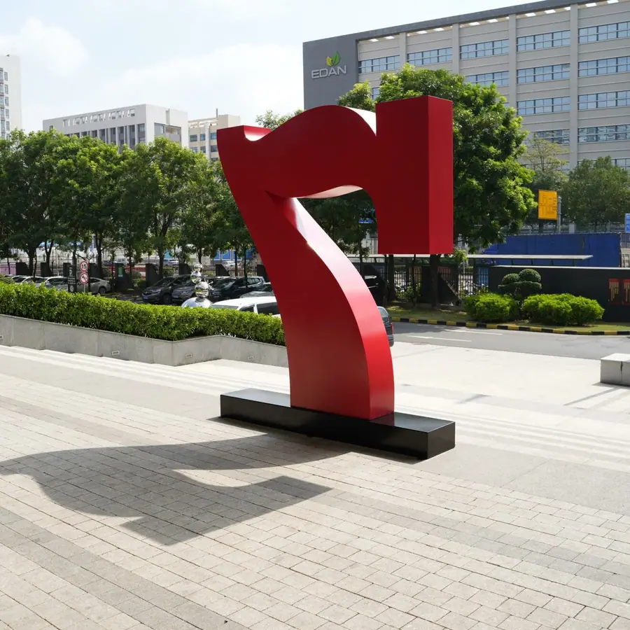 Stainless steel public art. Original products, high-end customization. Exquisite quality and meticulous service. Your dream, our creation.