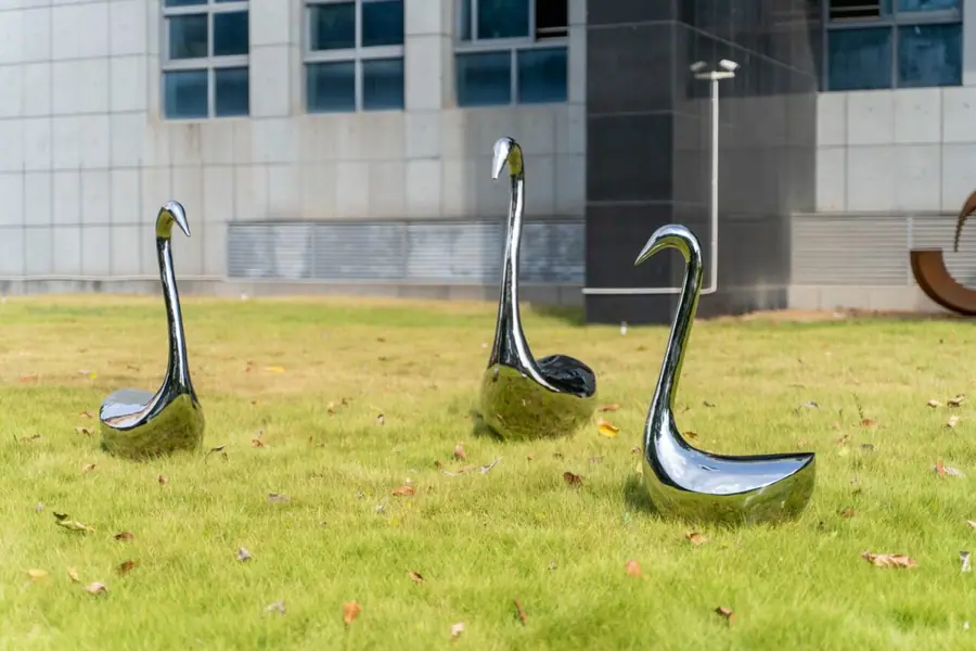 Stainless steel swan sculpture