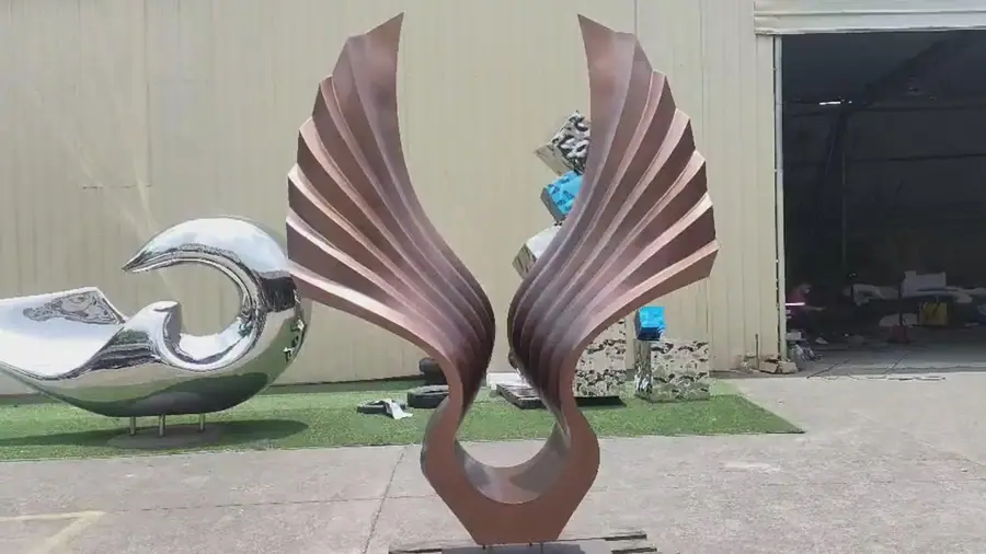 Freedom and Transcendence – Artistic Expression of Stainless Steel Abstract Sculpture