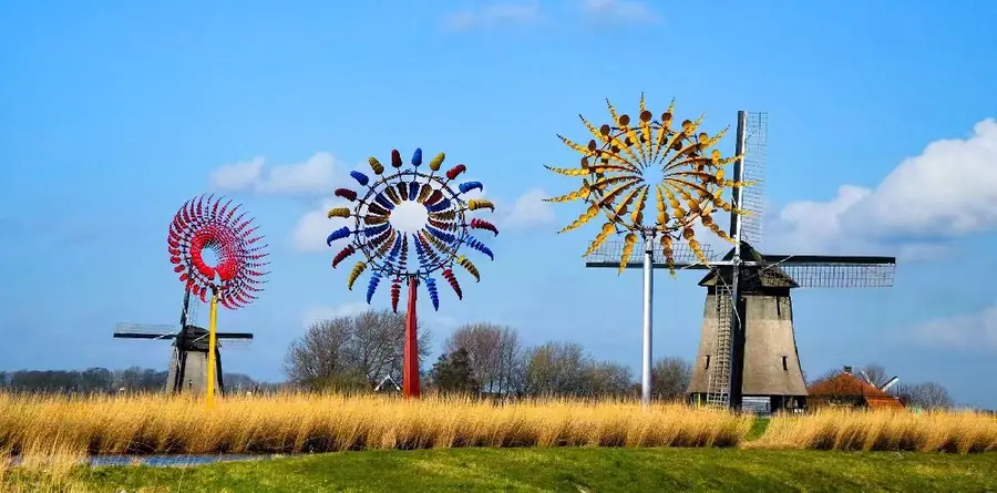 Wind-driven sculpture