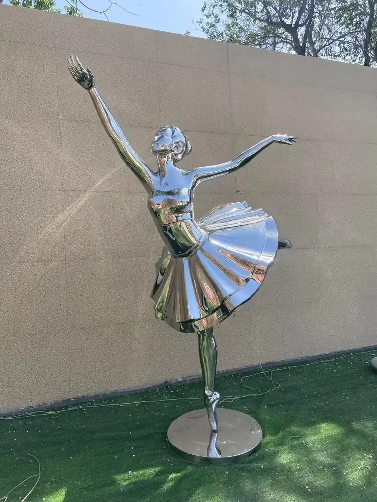 304 Stainless Steel Dancing Girl Sculpture