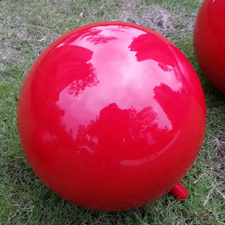 Stainless steel coloured ball